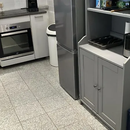 Apartament Taunus Wohnen Und Arbeiten Mit Eigener Terrasse *